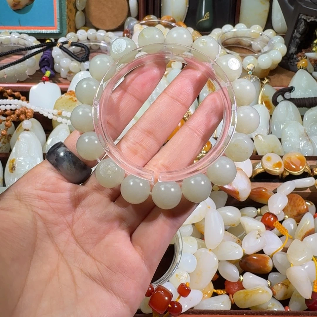 和田玉未镶嵌手链