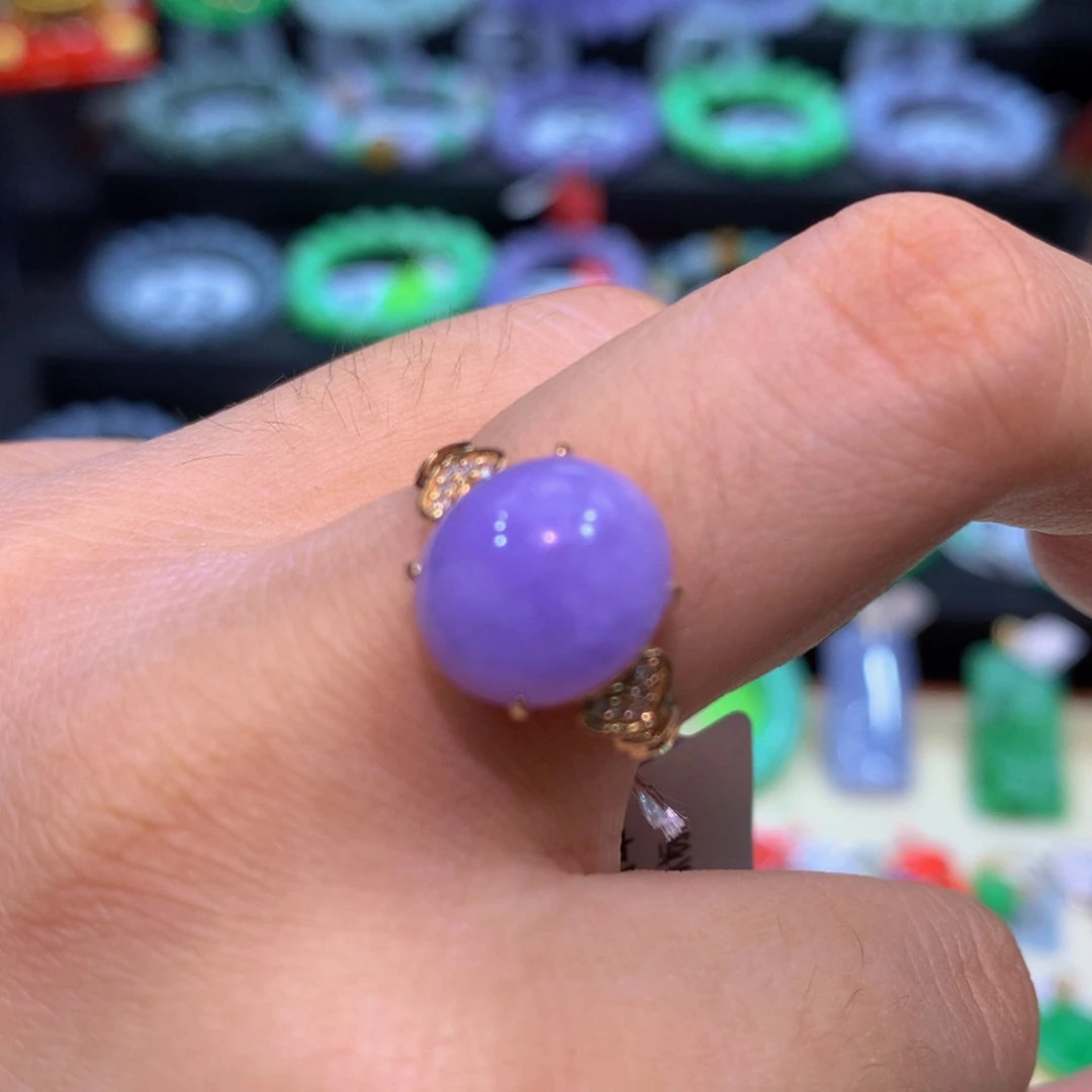 翡翠18K金镶嵌颈饰翡翠