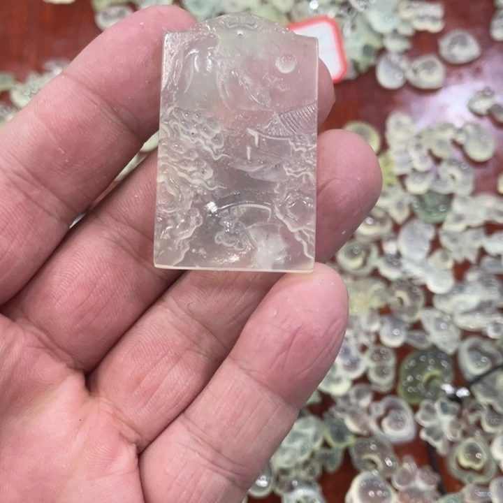 蛇纹石玉合金颈饰