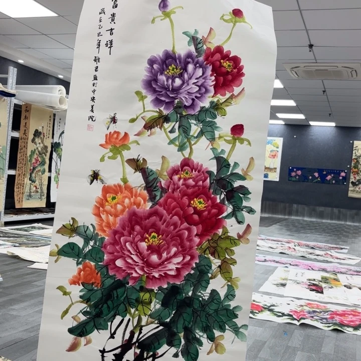 字画等多种形式的艺术作品和