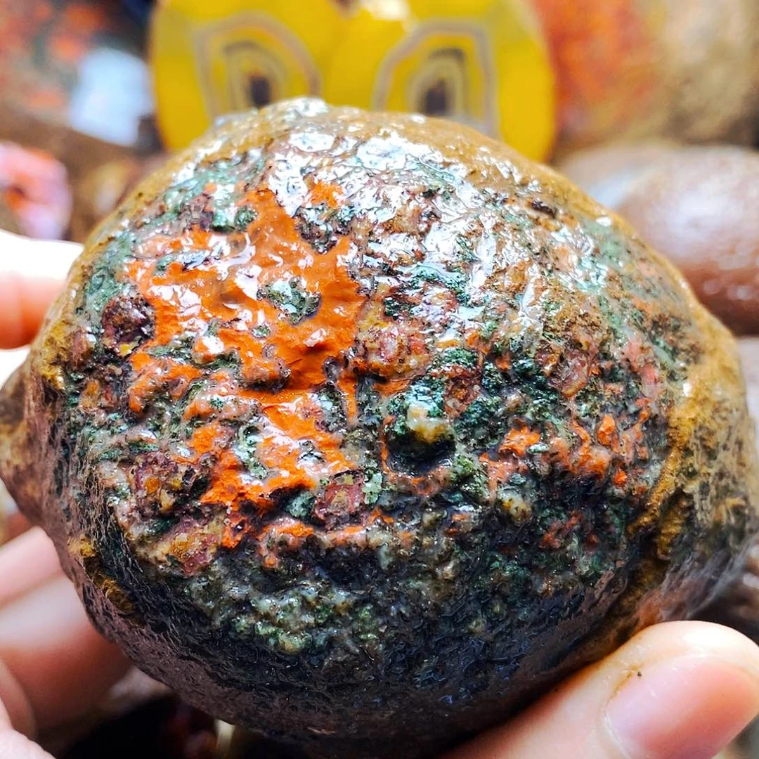 未镶嵌定制玛瑙差***生玛瑙原石定制不退不换