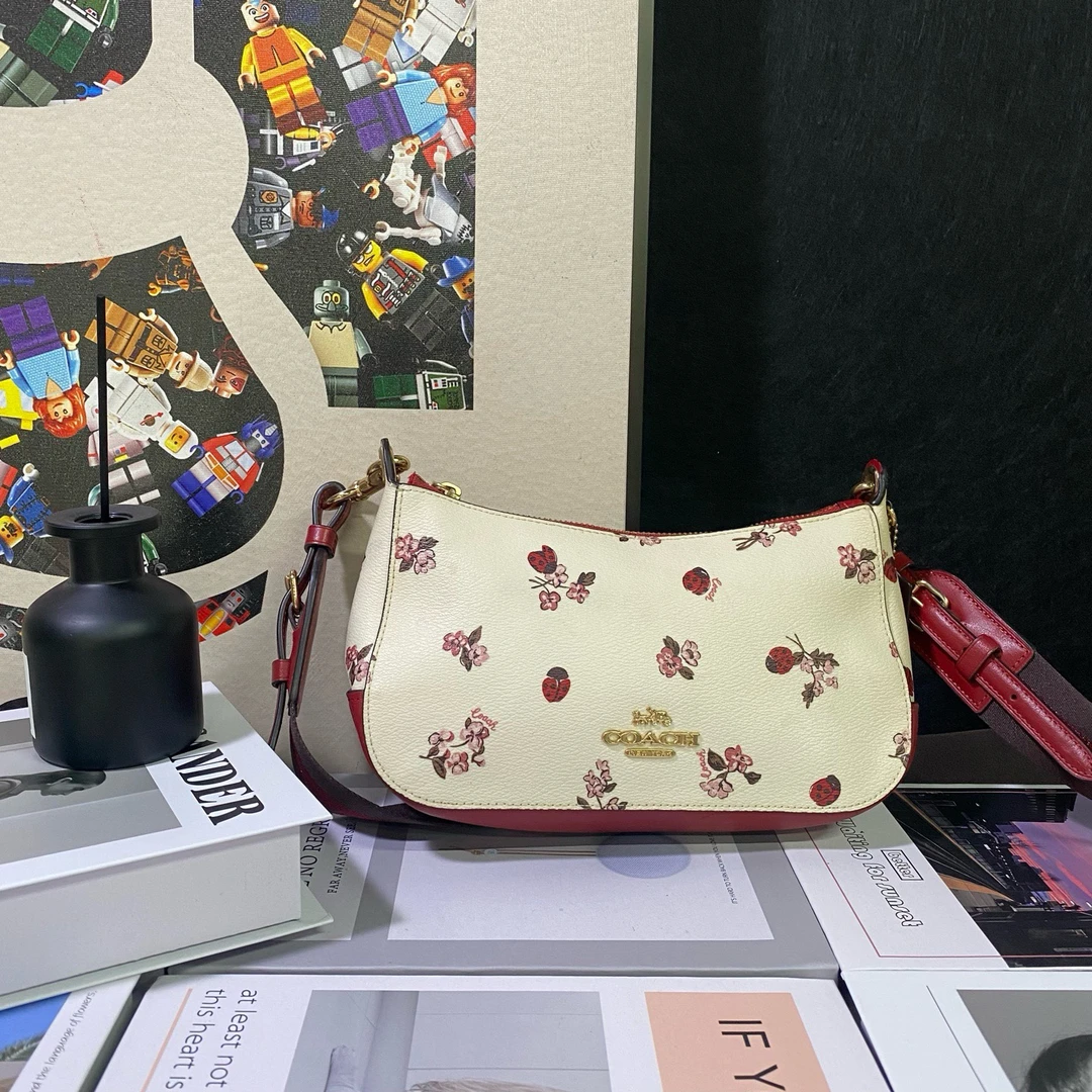 95新 COACH/蔻驰 21469斜挎包24*14