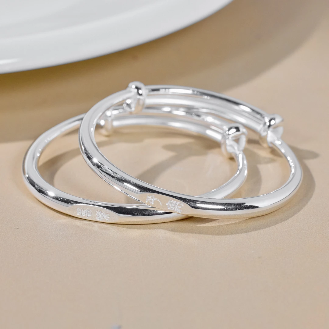 足银银制品 【歪歪】足银平安喜乐手镯（1对）（多样性发一）XB-R0894