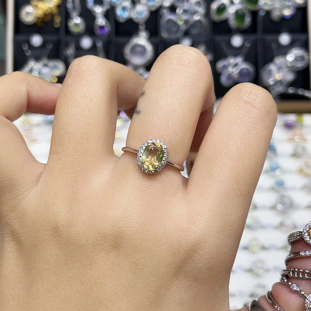 红***儿银S925镶嵌戒指黄晶