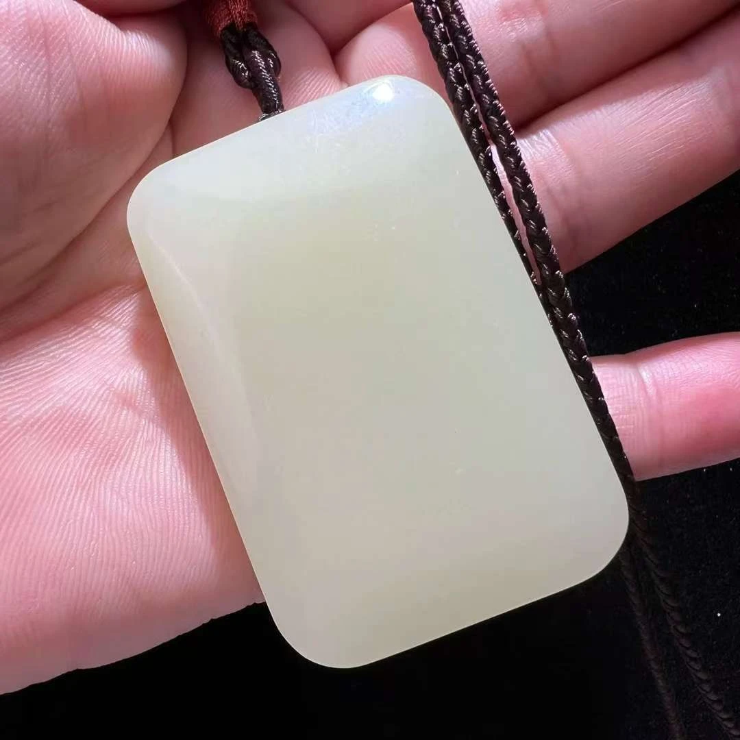 平安无事牌天然玉石