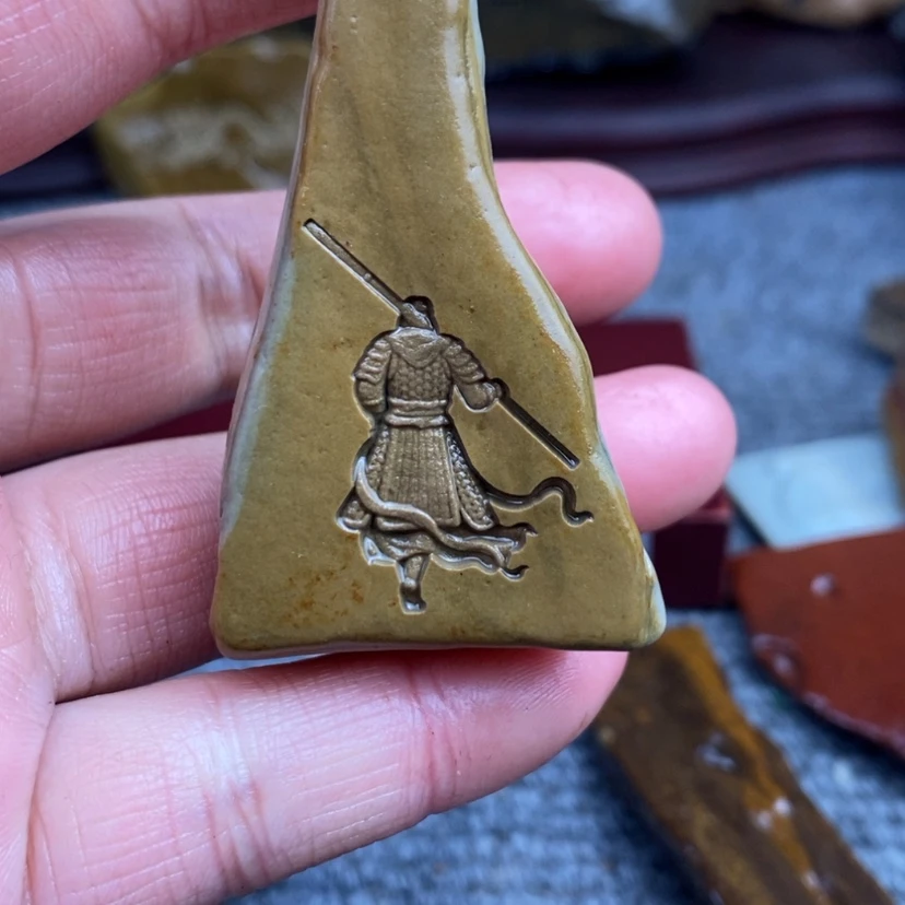 【闪购商品】原石雕刻手把件