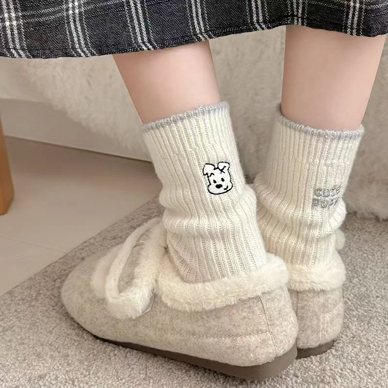 【丫丫】新款慕斯中筒袜