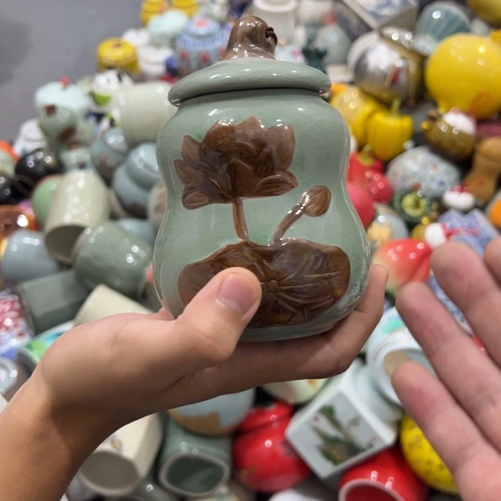 瑕疵福利品陶瓷茶叶罐不影响使用介意勿拍