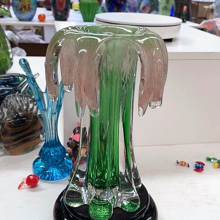 花瓶高22厘米口径6厘米