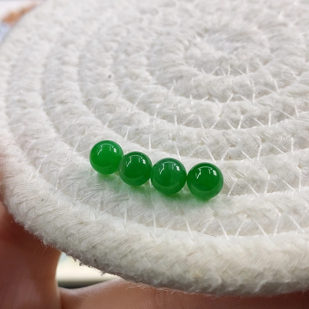 颈饰未镶嵌翡翠阳绿珠珠