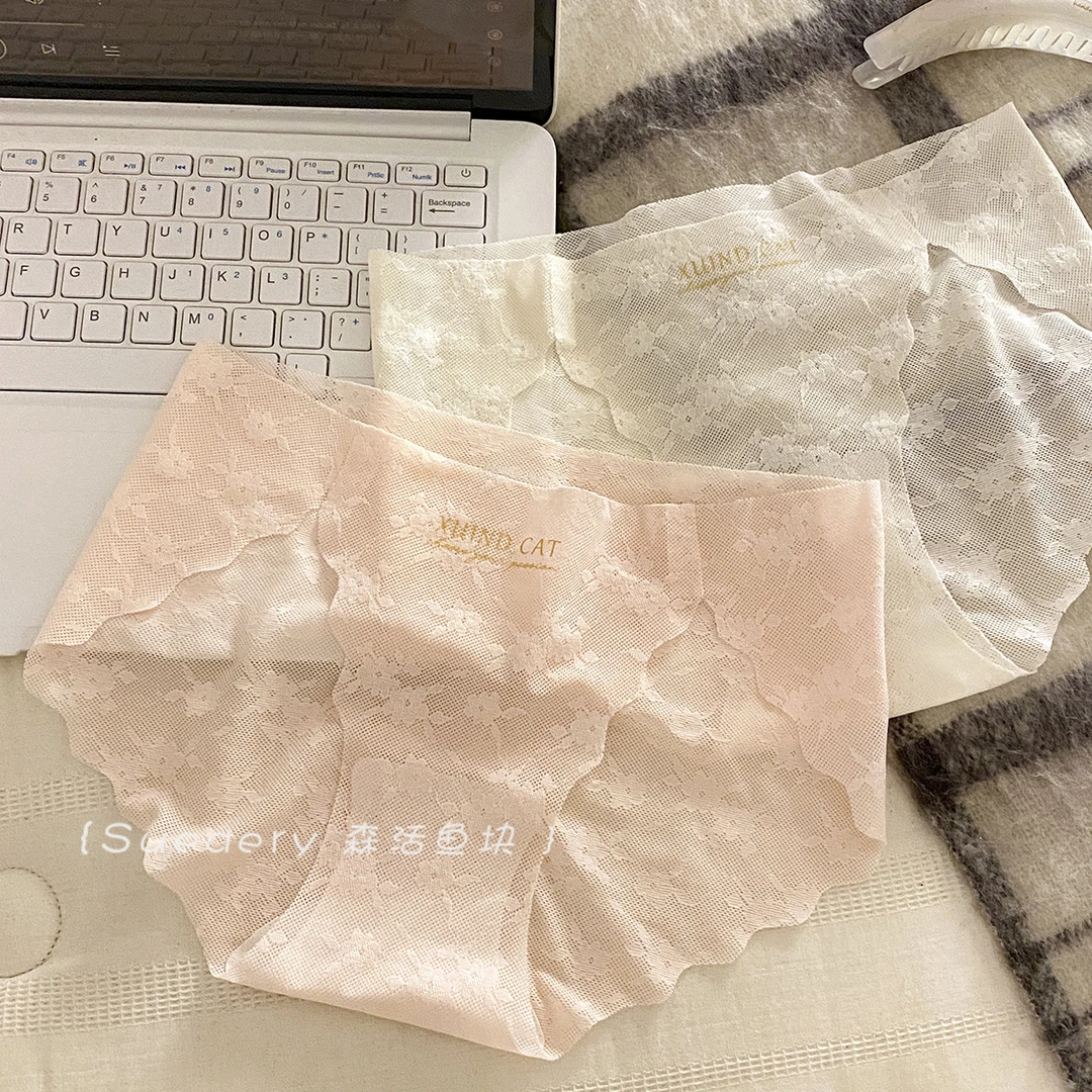 繁花似景~甜美少女无痕纯欲薄款亲肤裸感透气内裤女中低腰三角裤