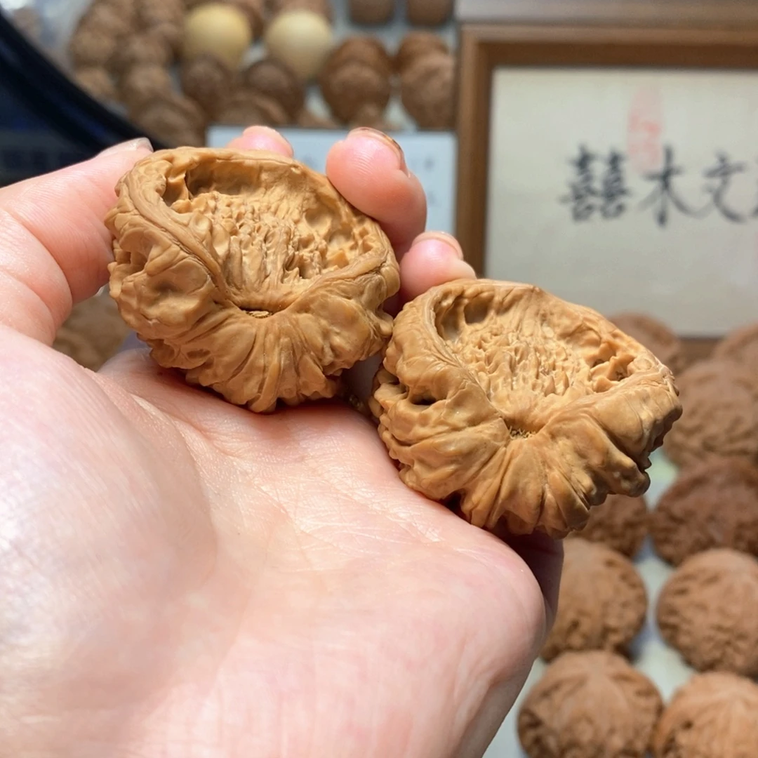 文玩核桃把件聚宝盆