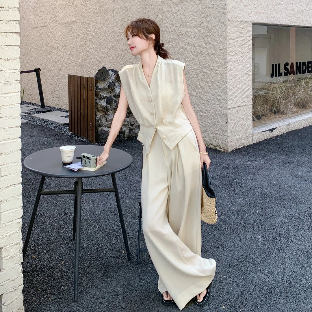 法式气质高级感穿搭套装女2025夏季新款老钱风马甲阔腿裤两件套