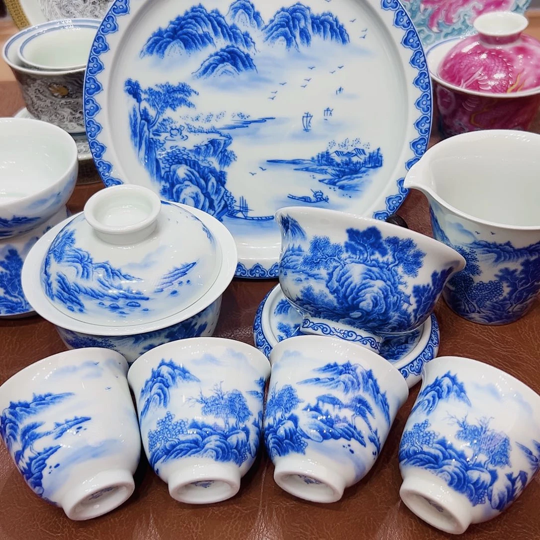 摆件景德镇陶瓷艺术展演厅和艺术展