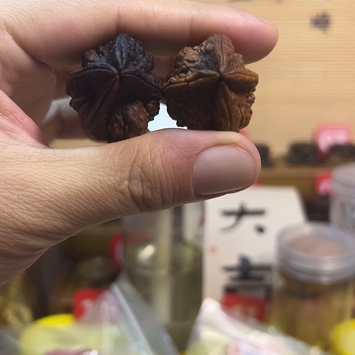 文玩核桃吊坠四棱金蟾塔