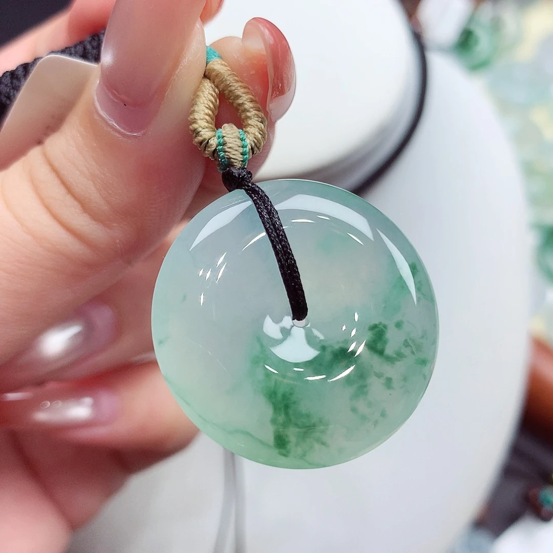 翡翠未镶嵌颈饰翡翠32，27.2/5.8