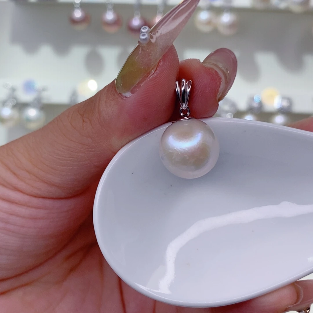 淡水珍珠银S925镶嵌吊坠(赠链)