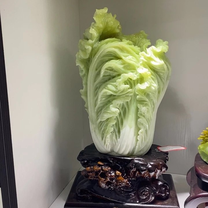 未镶嵌蛇纹石玉（覆膜）珠宝奇石