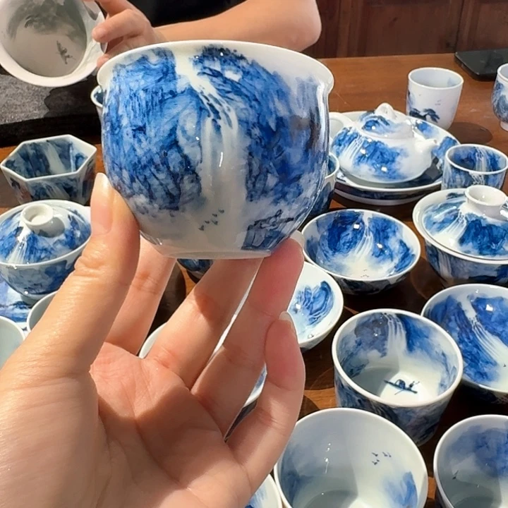 杯小***谷青花手绘山水主人杯