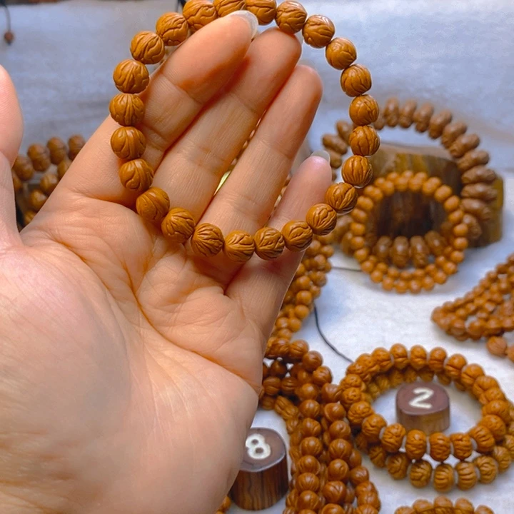 吊坠桃核勿**乐精品玉龙脊单圈