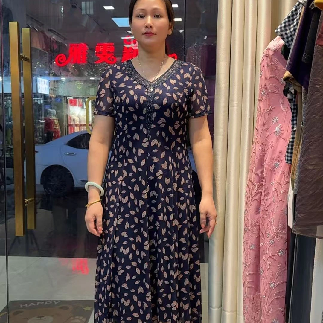 夏季中老年妈妈碎花连衣裙长款气质花色