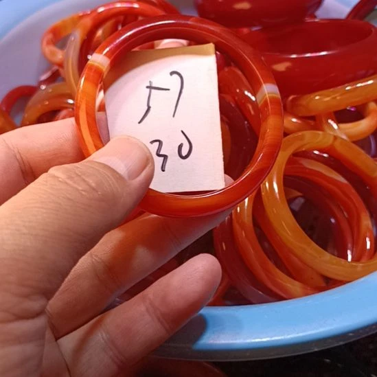 玛瑙/玉髓未镶嵌手镯