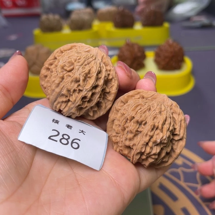 文玩核桃把件四座楼43.286