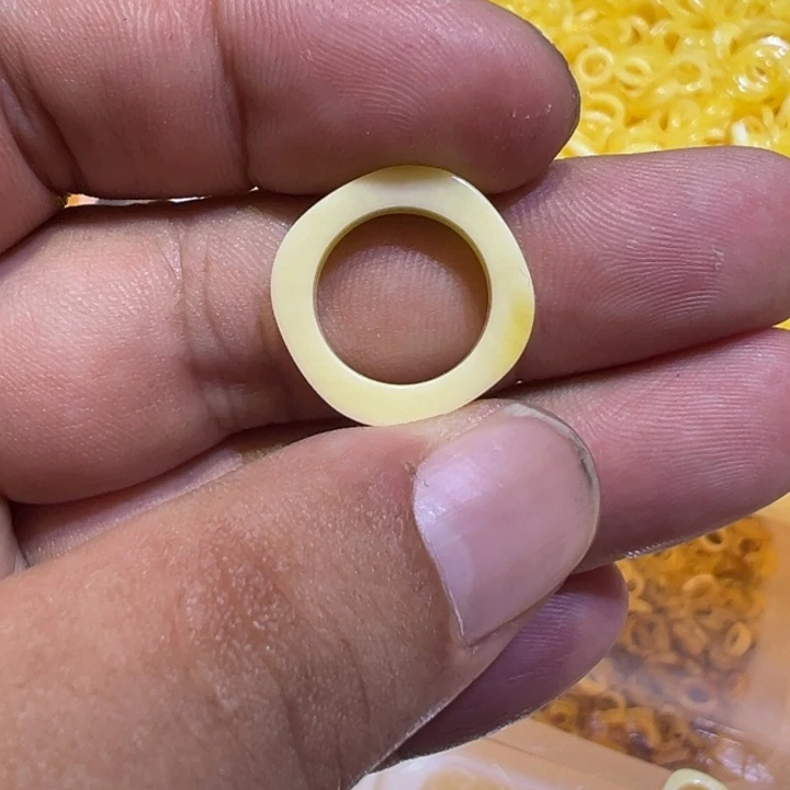 琥珀手链未镶嵌?****?卡环一个