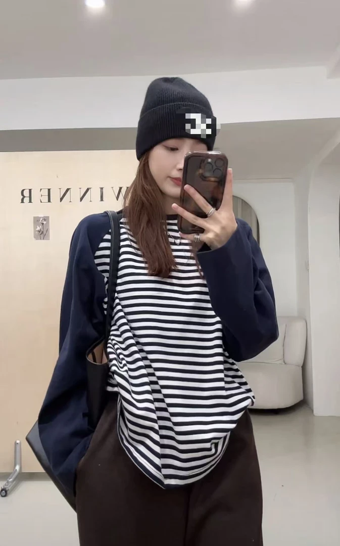 插肩黑白条纹长袖T恤外穿圆领减龄打底衫W8159