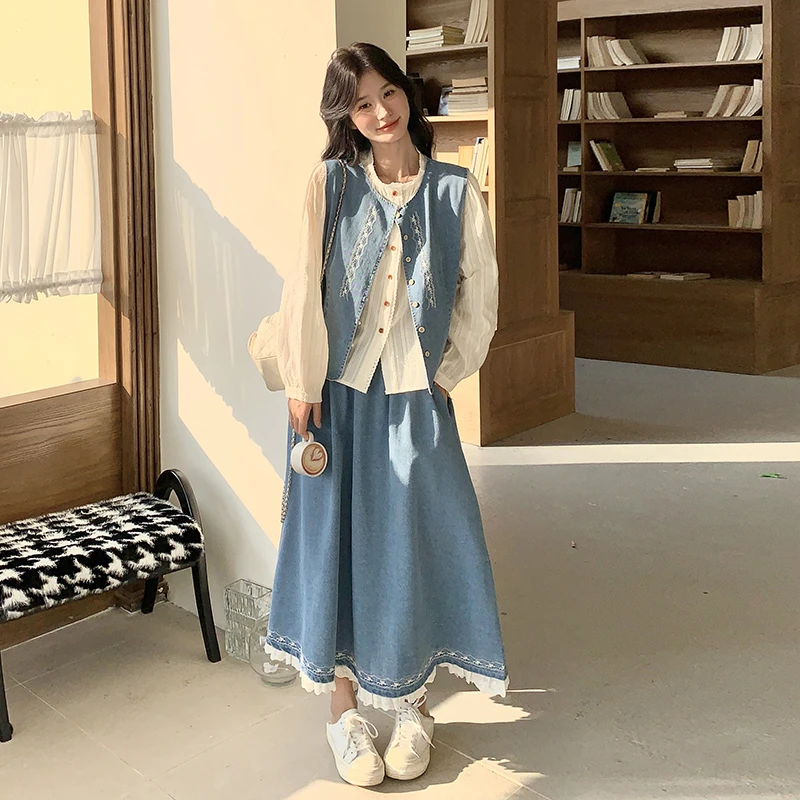 森系穿搭牛仔三件套女2025春秋新款设计感马甲衬衫高腰半身裙套装