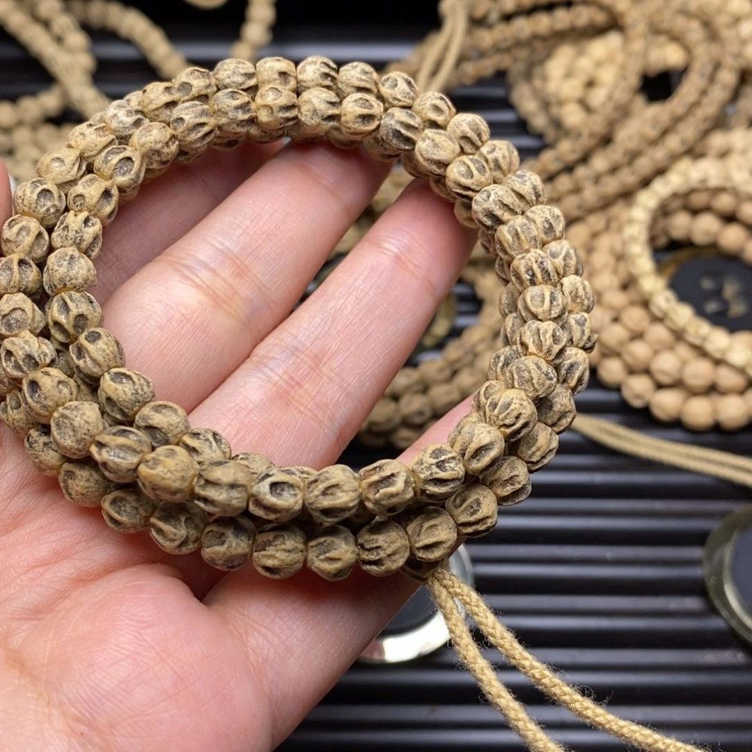 柏香籽/百香籽吊坠看**人