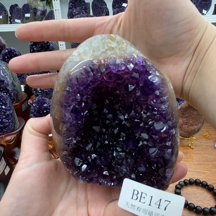 紫晶大型摆件（非配饰）未镶嵌