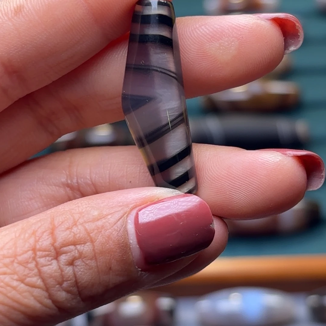 龍***馆玛瑙/玉髓未镶嵌颈饰