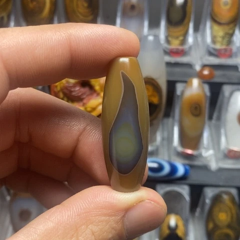 未镶嵌玛瑙/玉髓珠宝奇石