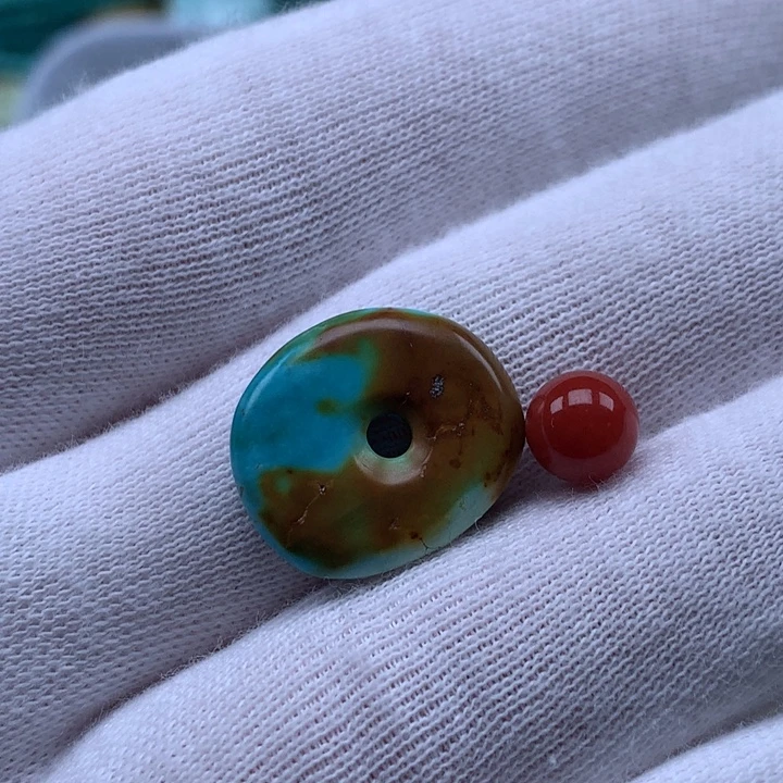 南红玛瑙未镶嵌珠宝奇石