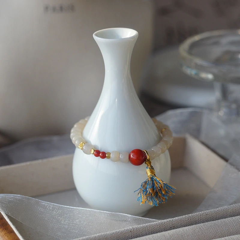 和田玉藕粉老型珠南红国风手串