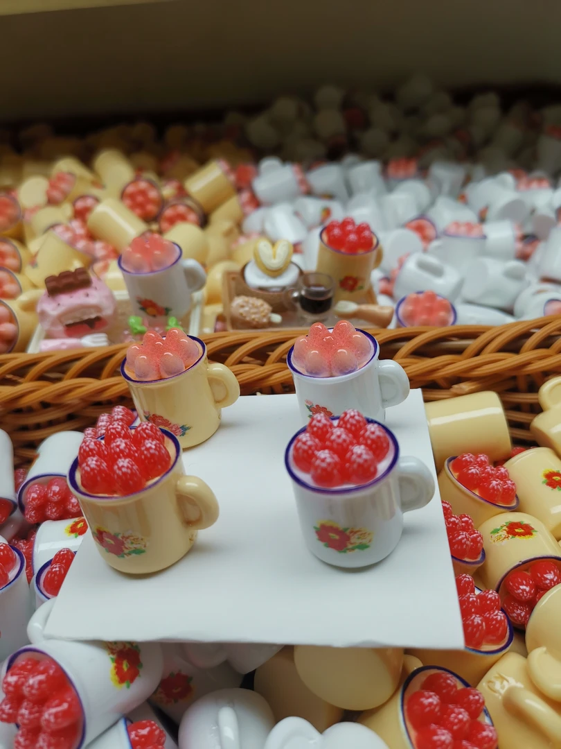 【墩墩专属定制】复古茶缸草莓蛋糕DIY卡通创意树脂配件