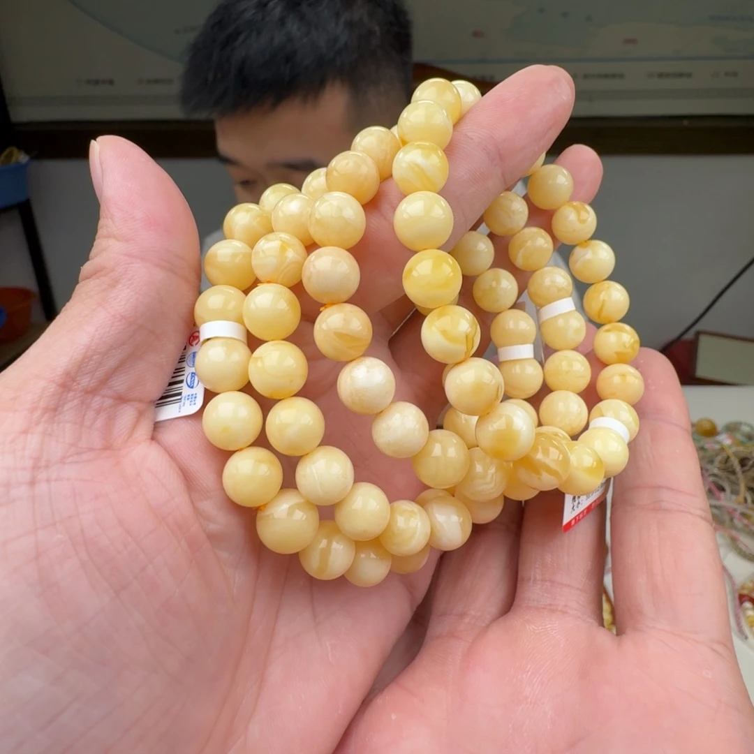 琥珀未镶嵌手链多样性发其一