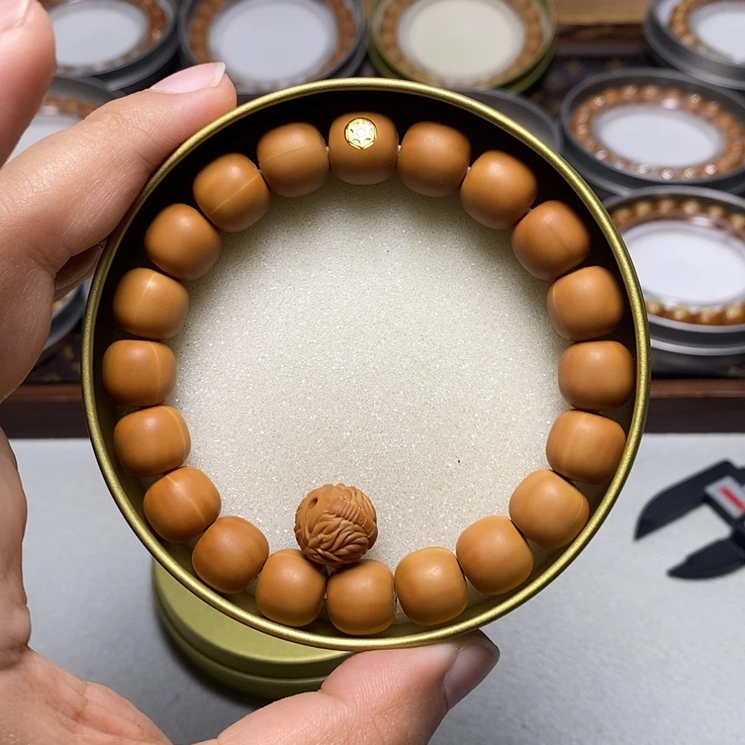 猴头核桃手串68号18k高配龙炎老型12左右