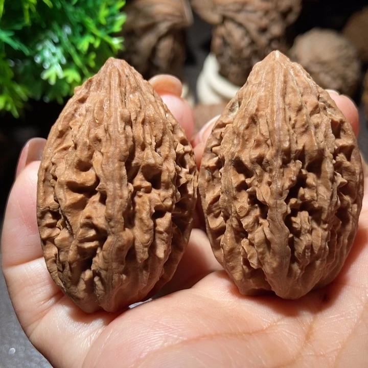 把件文玩核桃东北楸子小雪4