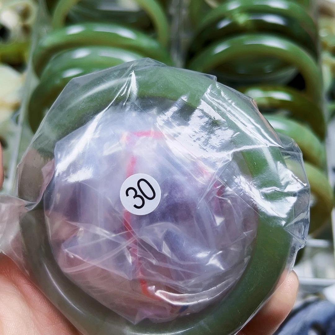 简***单和田玉（糖玉）未镶嵌珠宝半成品