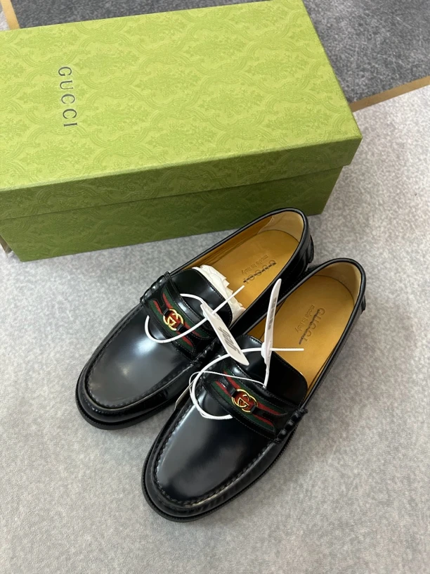 99新 GUCCI/古驰 黑色乐福鞋9半码