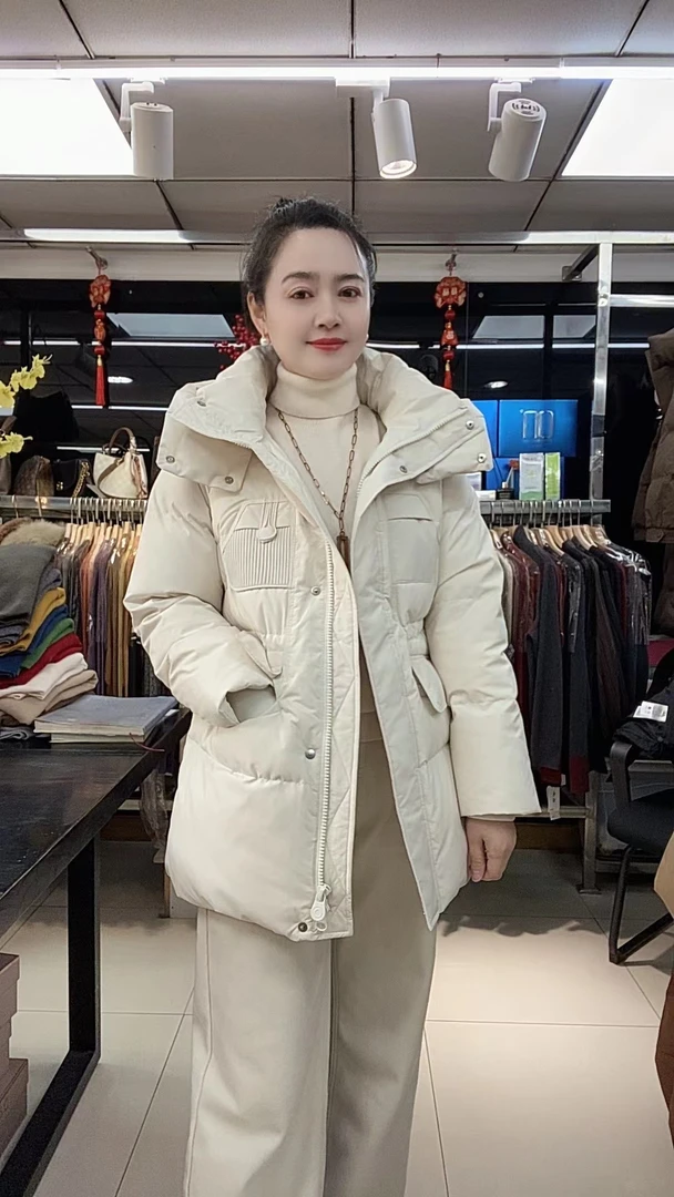 [秀客严选] Y829款胸前小口袋一手长休闲羽绒服