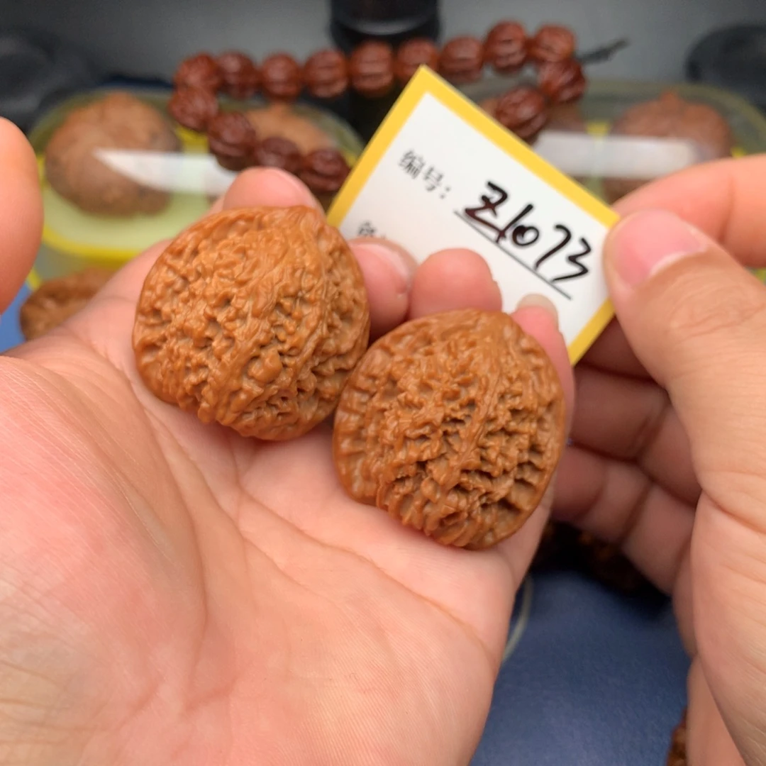 文玩核桃把件36百花山1073