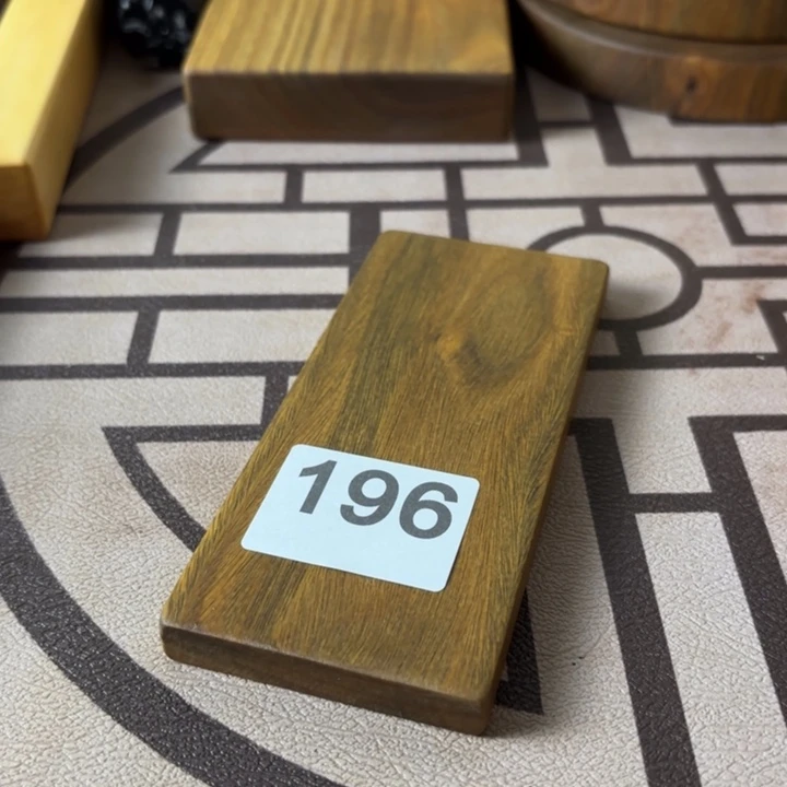 黄杨木T****o绿檀000000000