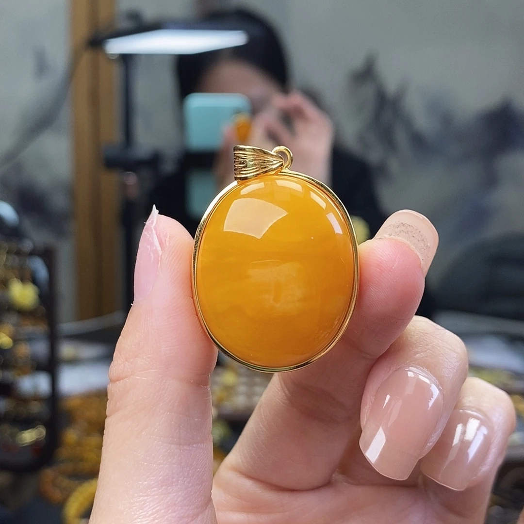 琥珀未镶嵌裸石成品