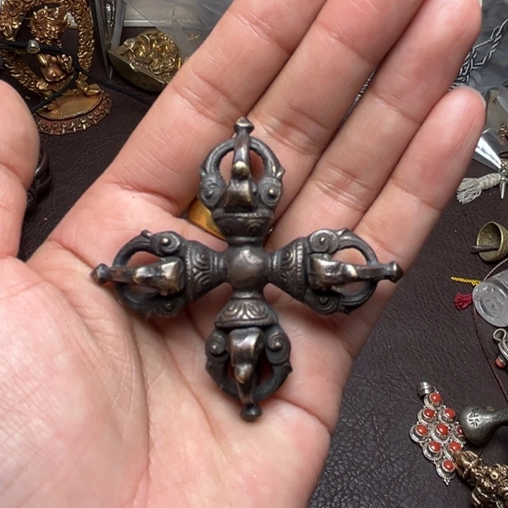 铜星月菩提吊坠项链