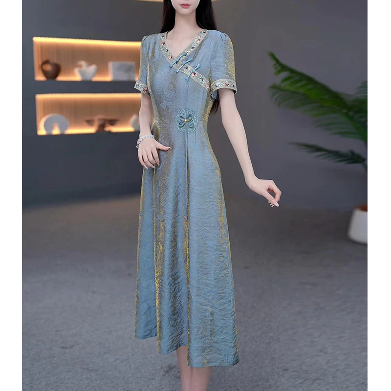 DBF-25A605YR 新款气质V领刺绣中式重工清新时尚显瘦连衣裙 M-5XL