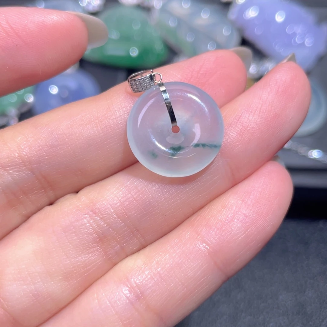 颈饰18K金镶嵌翡翠翡翠