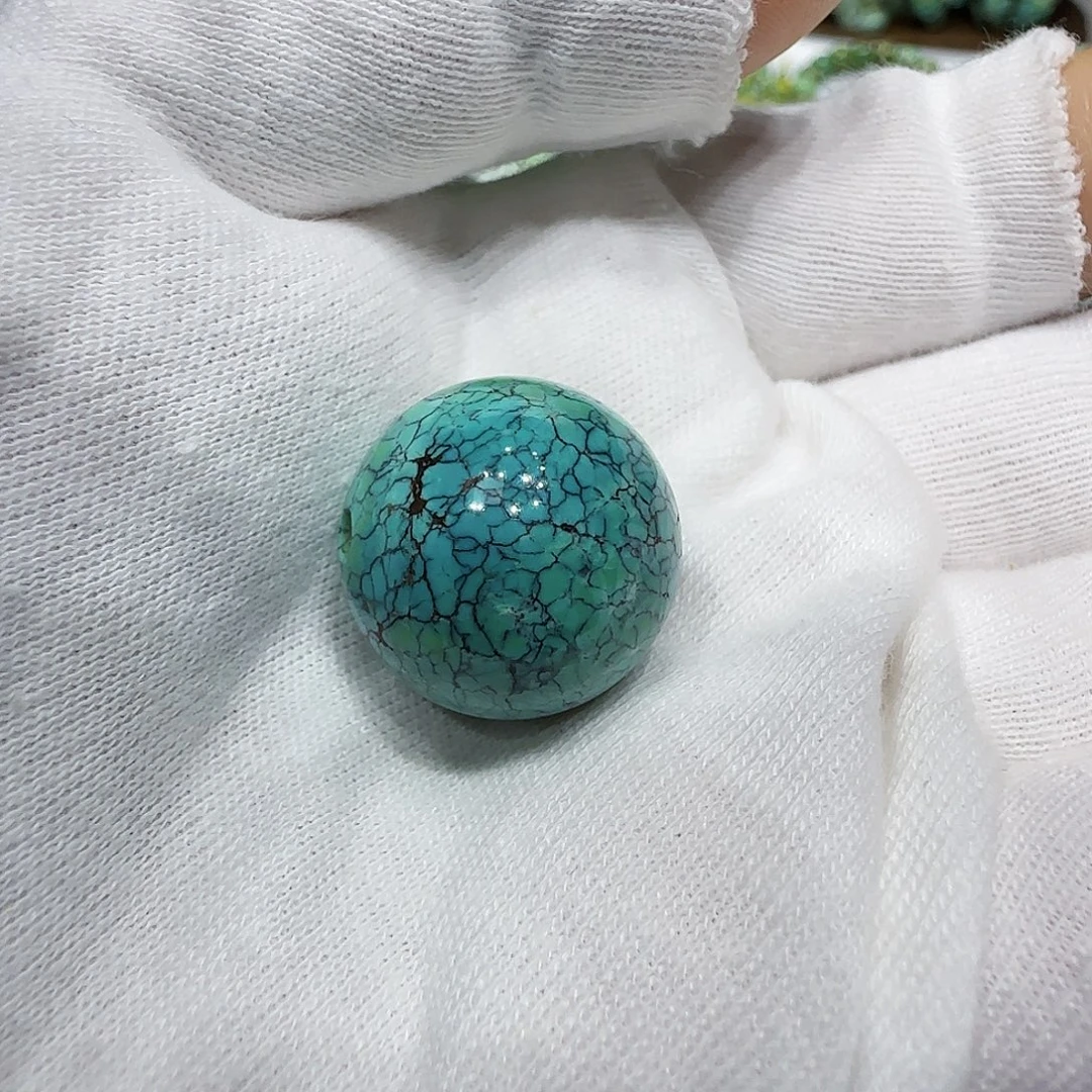 未镶嵌绿松石原矿绿松石